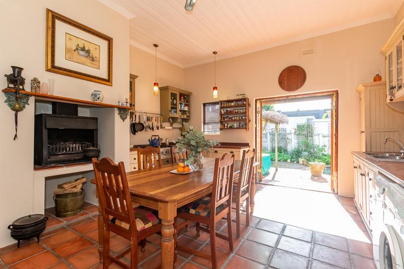 4 Bedroom Property for Sale in Kenilworth Western Cape